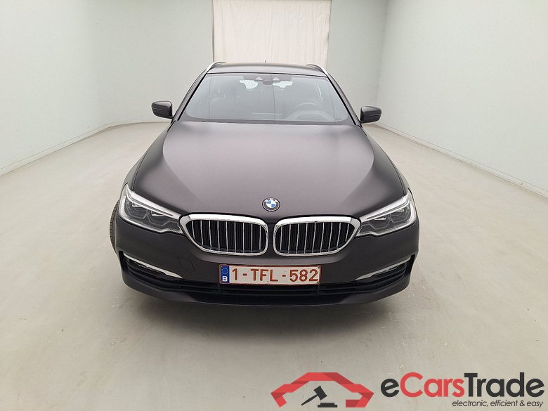 BMW, 5-serie touring '17, BMW 5 Reeks Touring 520d (140 kW) 5d