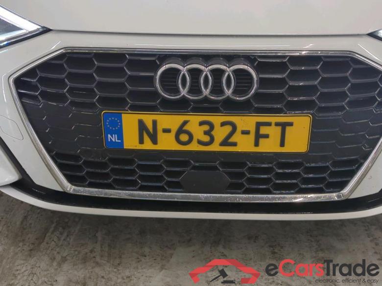 Audi A3 Sportback 30 TFSI S tronic Business edition 5d #5