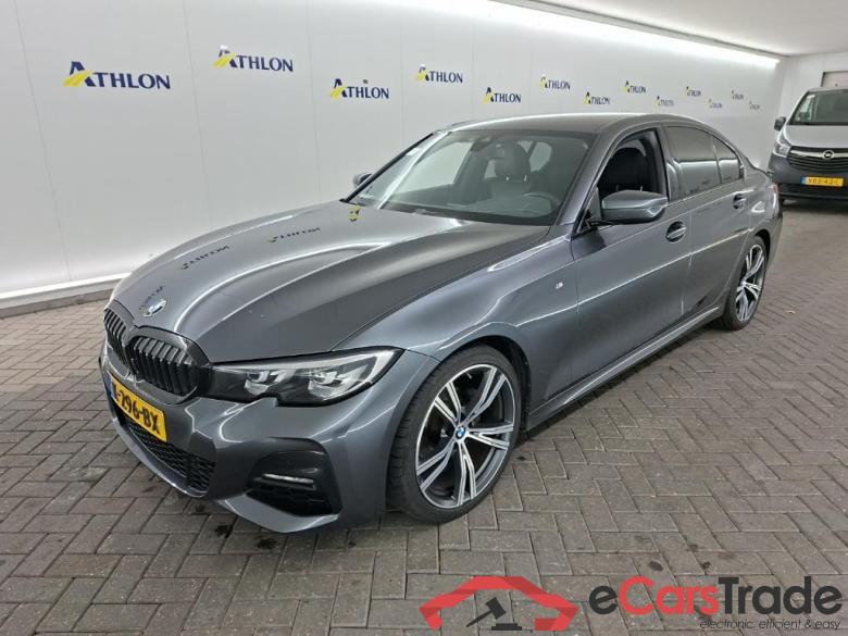 BMW 3 Serie Sedan 318iA 4D 115kW #1