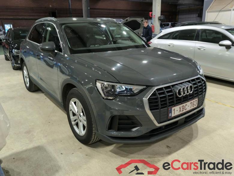 AUDI Q3 DIESEL - 2019 35 TDi Business Edition S tronic #2