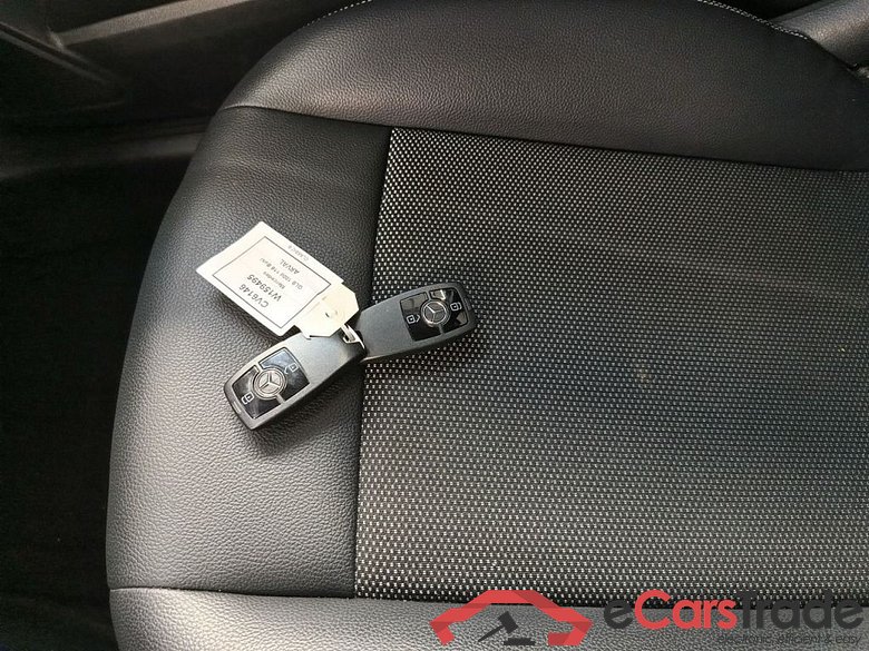 MERCEDES CLASSE GLB DIESEL (X247) GLB 180 d 116 Business Solution Essential 5d #4