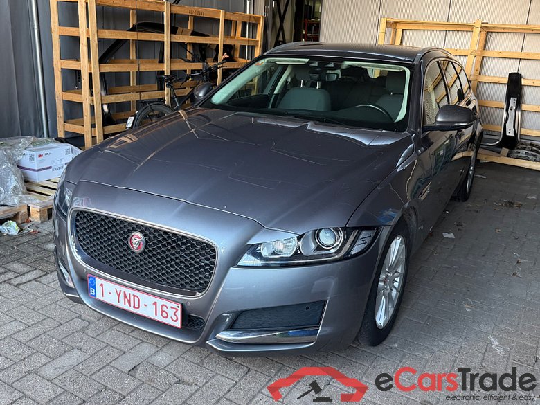 Jaguar XF Sport Brake 2.0 D E-Performance Aut. Xenon Navi-Pro KeylessGo Klima PDC ... #1