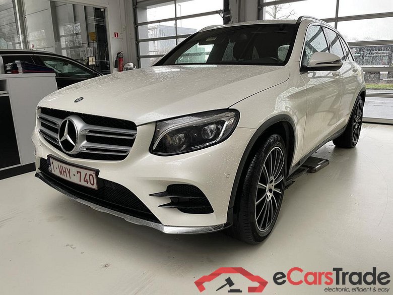 Mercedes GLC 250 AMG 4Matic Aut. LED-MultiBeam Navi Sport-Leather Klima PDC ... #1