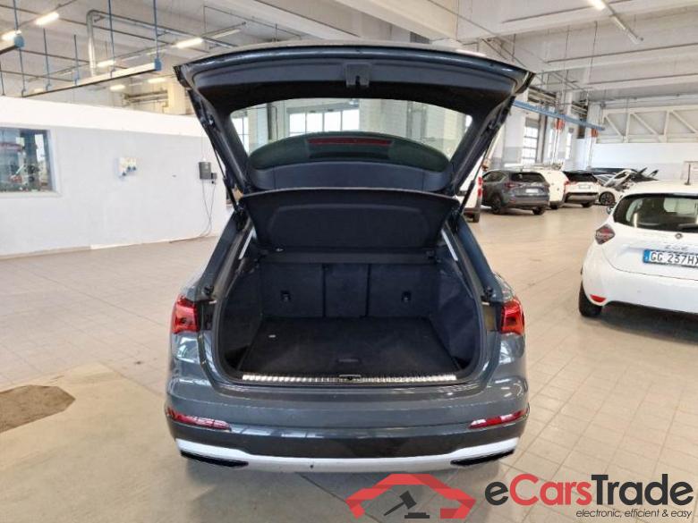 AUDI Q3 / 2018 / 5P / SUV 35 TDI S TRONIC BUSINESS ADVANCED #5