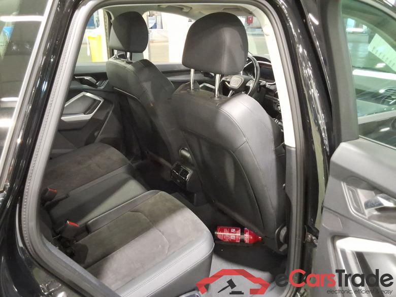 AUDI Q3 1.4 45 TFSI E S TRONIC #5