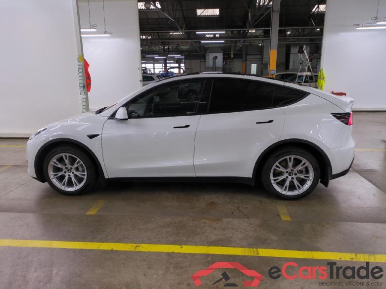 TESLA Model Y / 2020 / 5P / SUV Grand Autonomie Dual Motor AWD #2