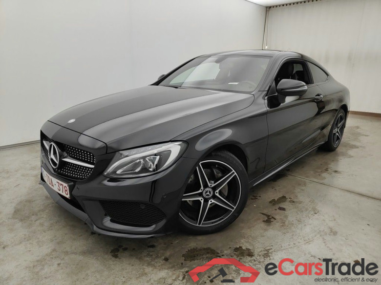 Mercedes-Benz C-Klasse Coupé C 180 Aut. 2d #1