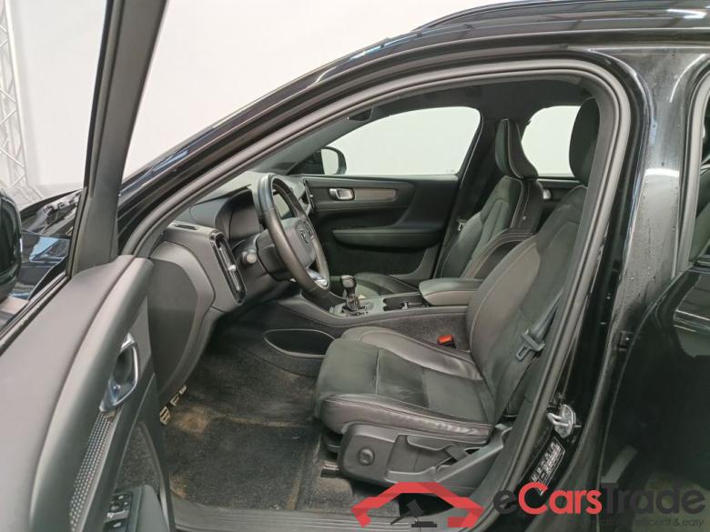 Volvo XC40 D3 R-Design 5d #3