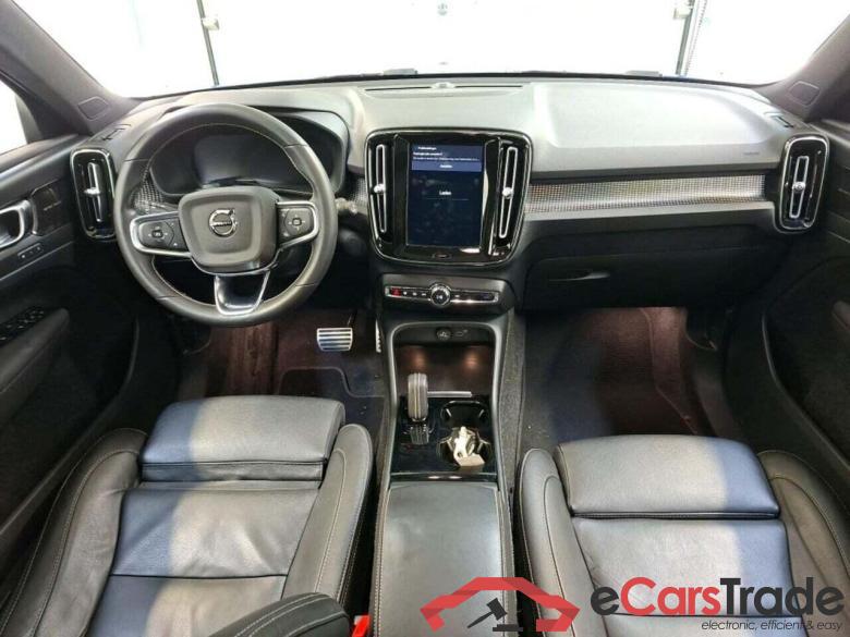 VOLVO XC40 Recharge P8 AWD RDes #3