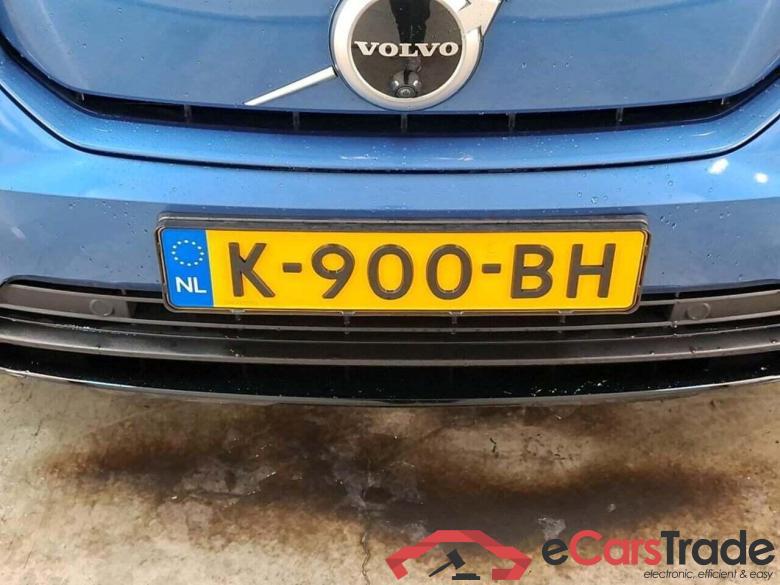 VOLVO XC40 Recharge P8 AWD RDes #4