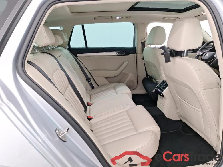 SKODA SUPERB COMBI - 2019 1.4 TSI PHEV Style DSG #6
