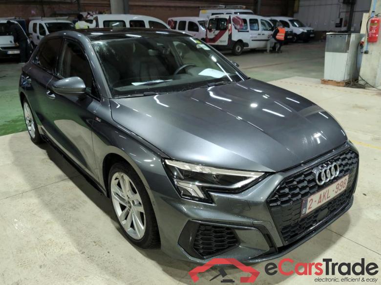 AUDI A3 SPORTBACK 1.0 30 TFSI 81KW S TRONIC S LINE BUS. ED #2