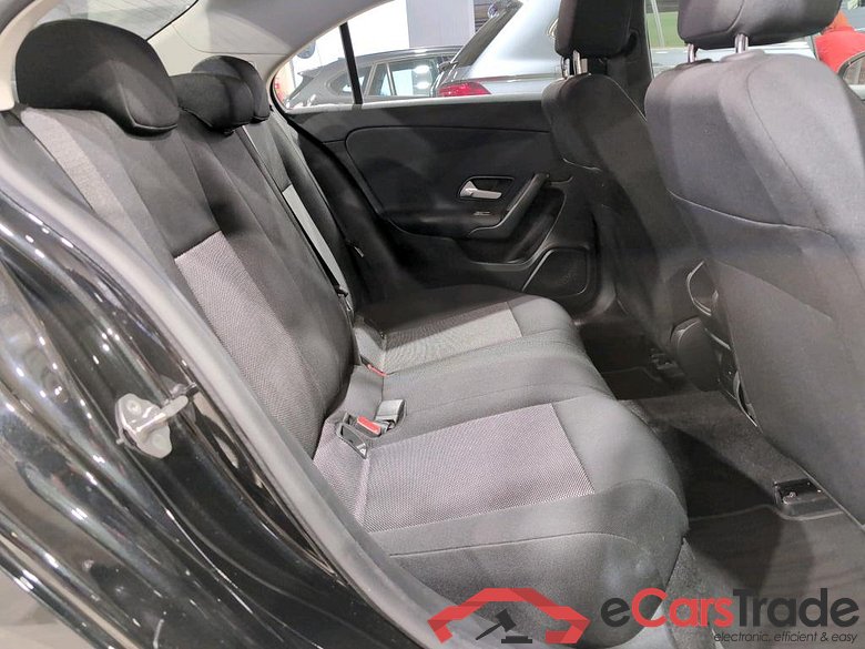 MERCEDES-BENZ A-Klasse 2.0 A 180 D BUSINESS SOLUTION DCT #6