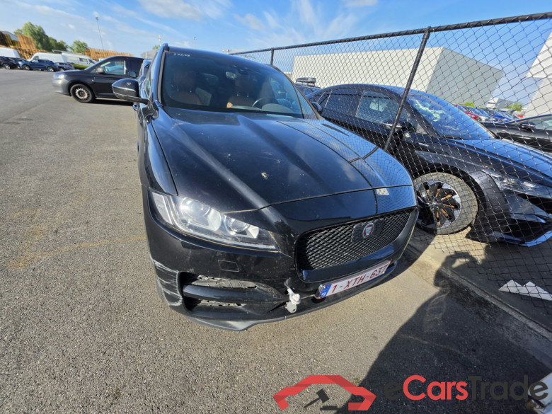 Jaguar F-Pace 2.0 20d Pure AWD Aut. Pano LED-Xenon Virtual Meridian ACC Navi-Pro Comfort-Leather KeylessGo Camera Klima PDC ... #2