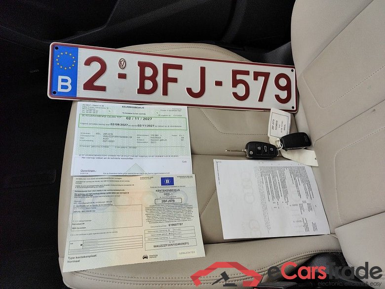 Audi Q3 Sportback 45 TFSI e S tronic S Line 5d #4