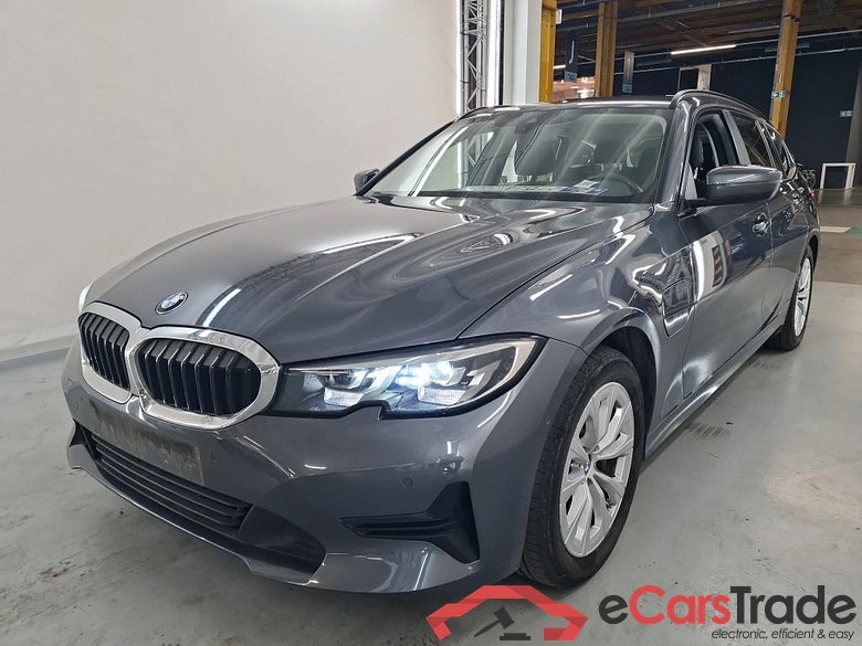 BMW 3 TOURING - 2019 330eA PHEV