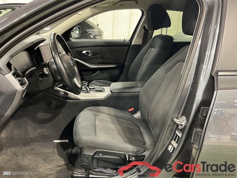 BMW 318d Aut. LED-Xenon LC-Pro Navi KeylessGo Klima PDC ... #6