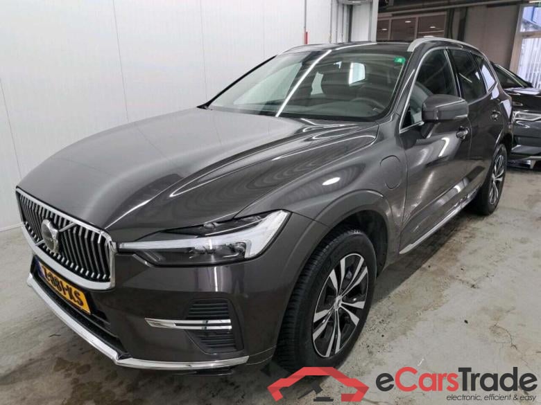 VOLVO XC60 2.0 T6 AWD Ess Edt B