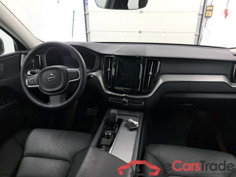 VOLVO XC60 2.0 T6 AWD Ess Edt B #3