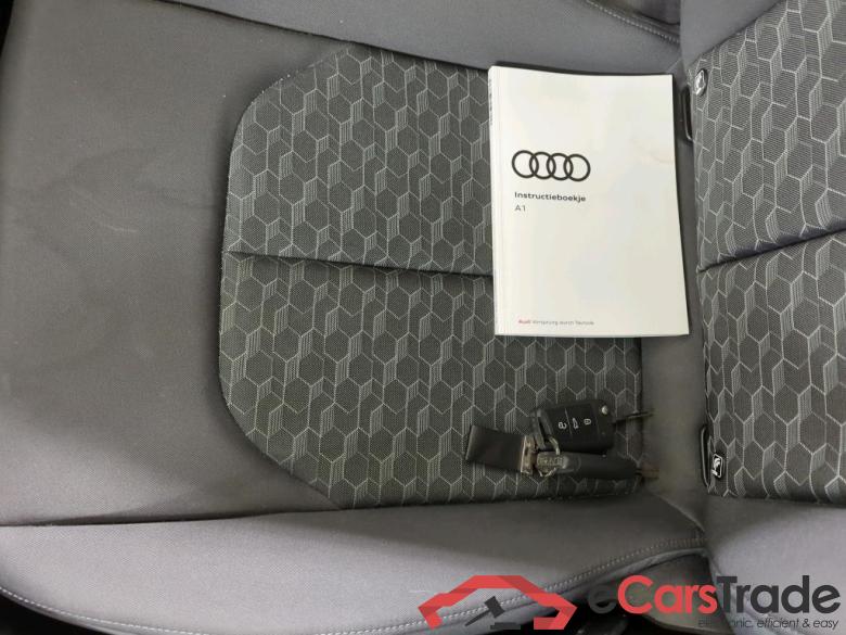 Audi A1 Sportback 25 TFSI epic 5d #4