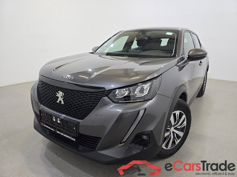 Peugeot 2008 1.2 Puretech LED Navi Klima PDC ... #1