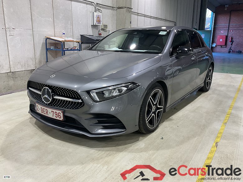 Mercedes A 180d AMG Night Aut. LED-Xenon Widescreen Navi 1/2 Sport-Leather-Alcantara KeylessGo Camera Klima PDC ... #1