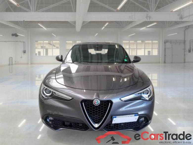 ALFA ROMEO STELVIO / 2017 / 5P / SUV 2.2 TD 210 CV TI AT8 Q4 #6