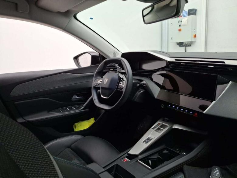 Peugeot 308 SW 1.2 PureTech Allure Aut. LED I-Cockpit Navi 1/2 Sport-Leather KeylessGo Camera 360 Klima PDC ... #6