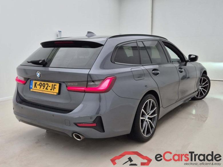 BMW 3-serie Touring 318i High Executive Ed. AUT #2