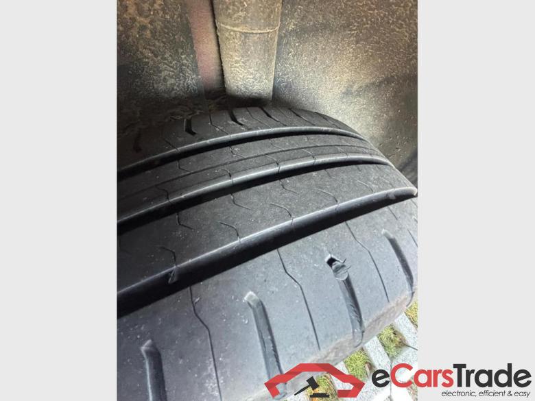 VOLKSWAGEN Cross Up! cross up! 1.0 sans système Start-Stop 55 kW (75 ch) 5 vitesses manuel #6