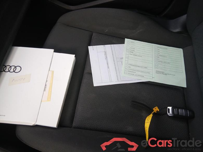 AUDI A3 / 2020 / 5P / berlina con portón Sportback Advanced 30 TFSI 81kW S tronic (AC) #5