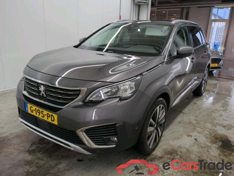 PEUGEOT 5008 1.2 PureTech Allure