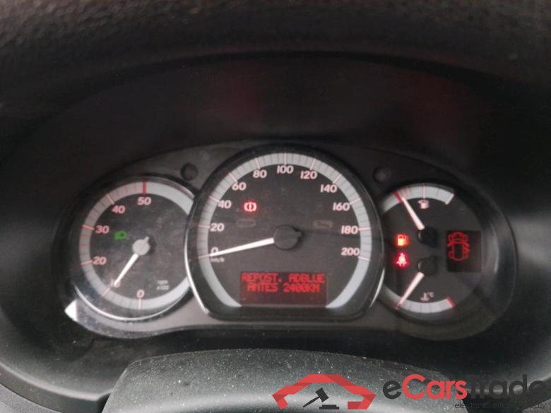 MERCEDES-BENZ Citan / 2012 / 4P / furgón derivado de turismo 109 CDI Furgón Largo #4