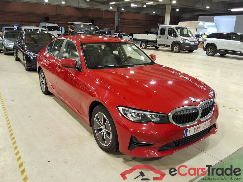 BMW 318d LED-Xenon LC-Pro Navi Leather KeylessGo Camera Klima PDC ... #2