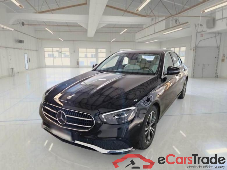 MERCEDES-BENZ CLASSE E / 2020 / 4P / BERLINA E200 EQ-BOOST BUSINESS SPORT