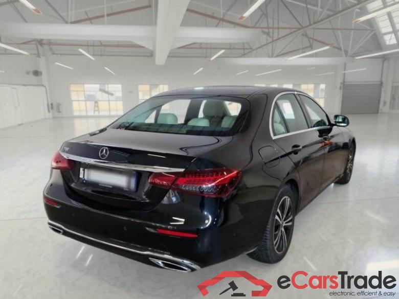 MERCEDES-BENZ CLASSE E / 2020 / 4P / BERLINA E200 EQ-BOOST BUSINESS SPORT #2