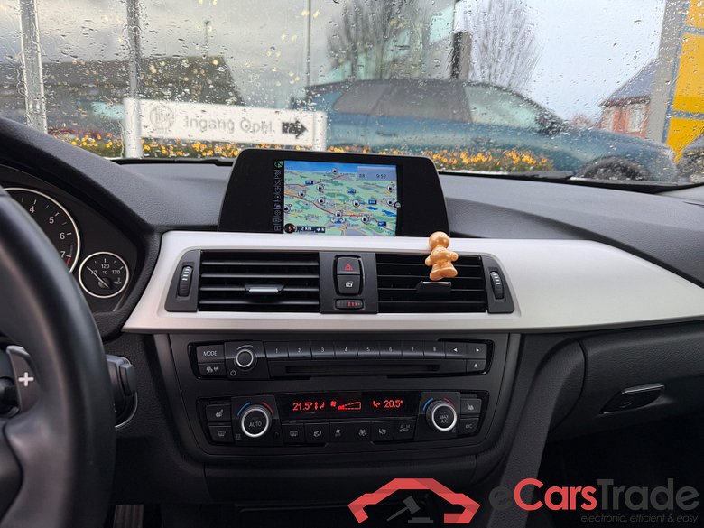 BMW 428i Coupe XDrive Aut. LED-Xenon Navi Leather Camera PDC... #6