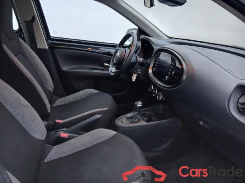 TOYOTA Aygo X Cross / 2022 / 5P / todoterreno 1.0 VVT-I 72CV Play #6
