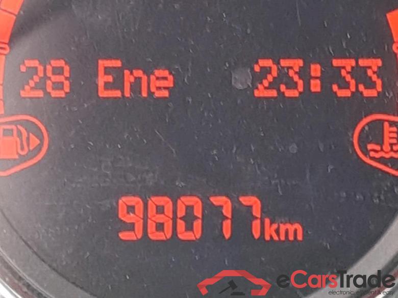 FIAT 500 / 2015 / 3P / berlina con portón Pop 1.2 8v 51KW (69 CV) #5