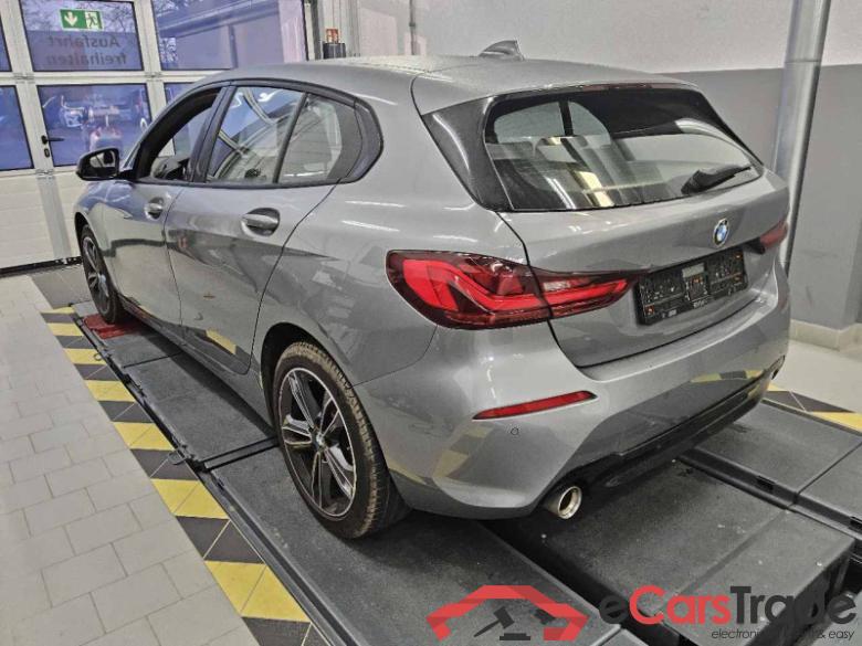 BMW 1 Limousine (F40)(2019->) DE - LimS5 118i EU6d, Sport Line (OPF)(EURO 6d), 2020 - 2024 #4