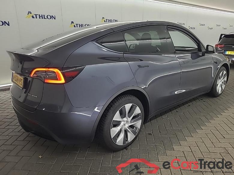 Tesla Model Y Long Range Dual Motor AWD 5D #3