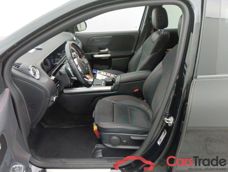 Mercedes-Benz GLA GLA 250e Business Solution 5d #3