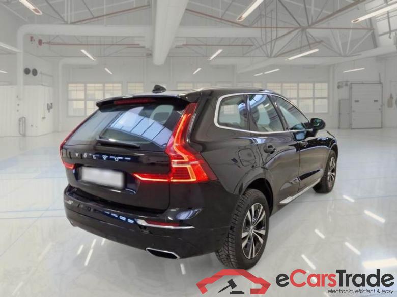 VOLVO XC60 / 2017 / 5P / SUV T6 PLUG-IN AWD AUTO RECHARGE INS. EXP #2