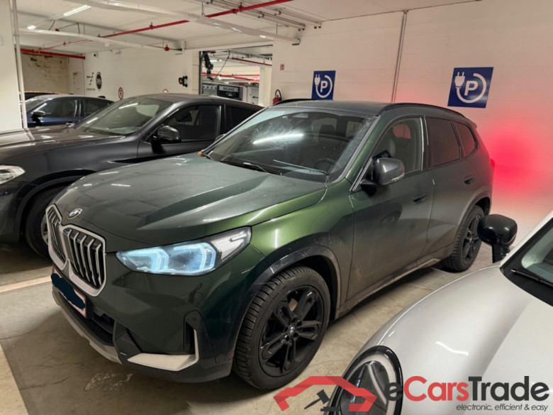BMW X1 2.0 sDrive18d Aut. Pano LED-Xenon LC-Pro Navi-Pro Sport-Leather KeylessGo Ambient Klima PDC ...