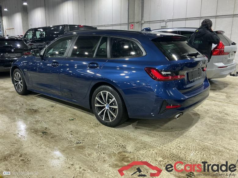 BMW 3 SERIES TOURING 2.0 330E (215KW) TOURING #3