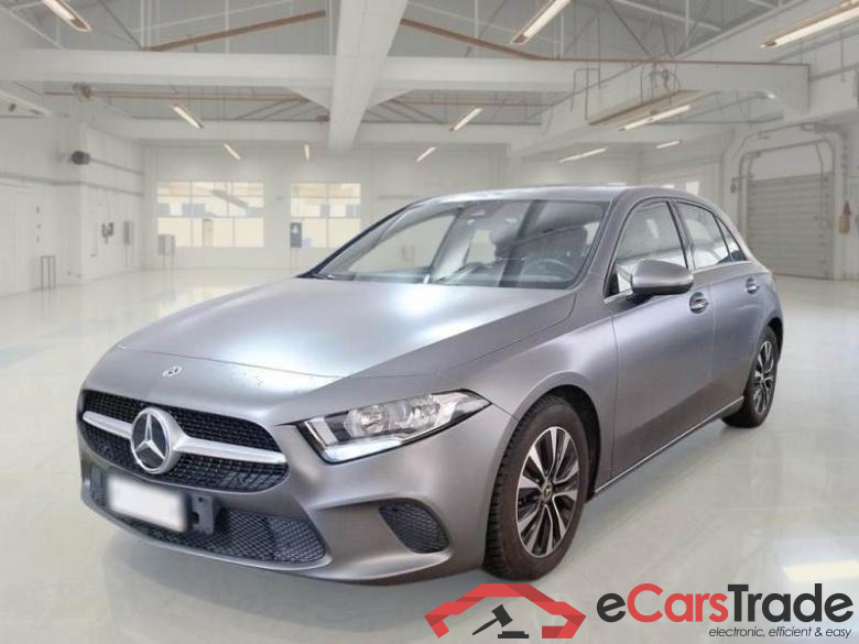 MERCEDES-BENZ CLASSE A / 2018 / 5P / BERLINA A 200 AUTOMATIC BUSINESS