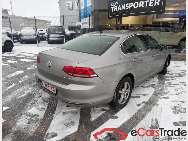 VOLKSWAGEN Passat Passat Comfortline 1.6 TDI BlueMotion Technology 88 kW (120 ch) 7 vitesses DSG #2