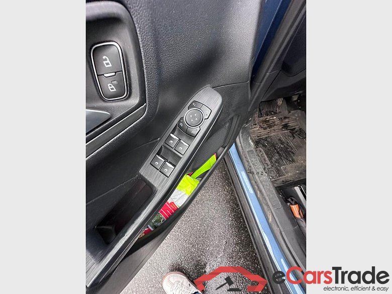 FORD Kuga Kuga 1.5 EcoBoost FWD Titanium #3