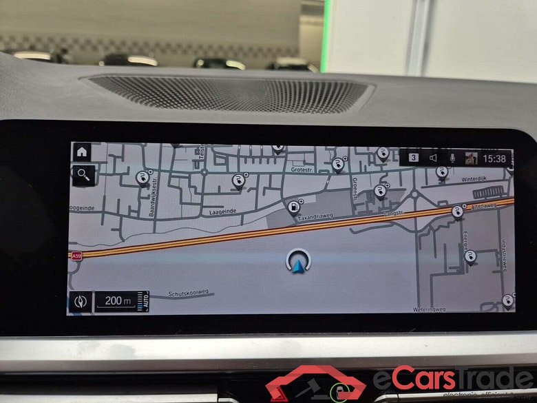 BMW 3-serie 330e eDrive Edition #6