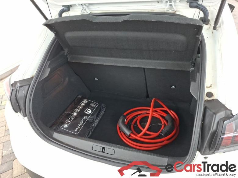 PEUGEOT e-208 Active Pack 50kWh 136 5D #5